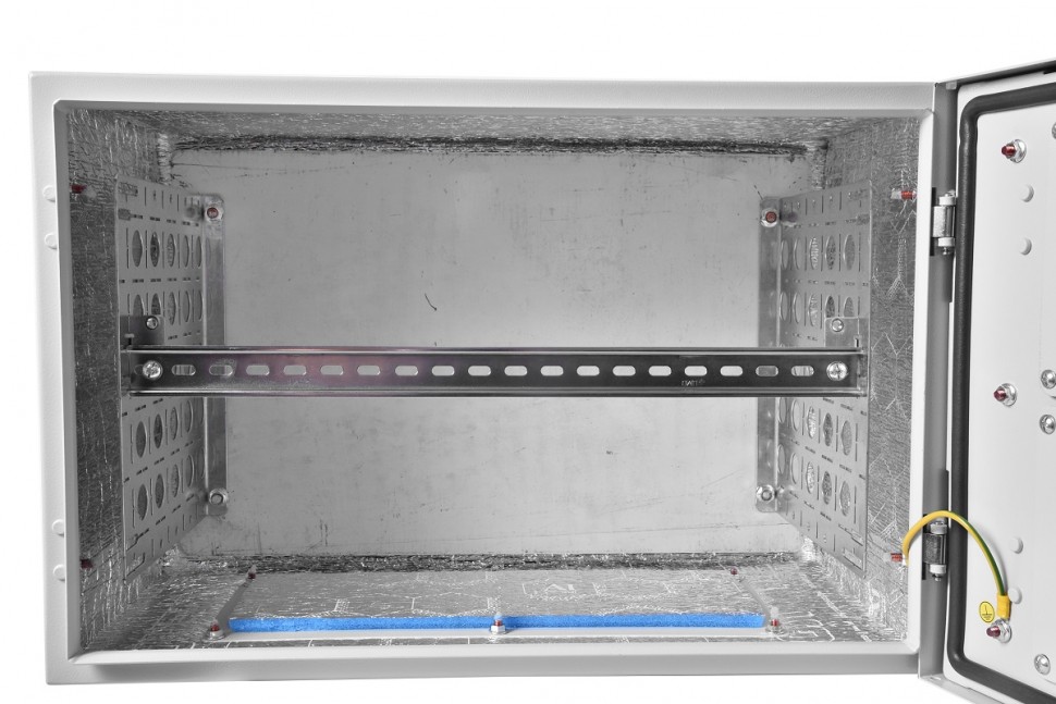 ЦМО Шкаф уличный всепогодный настенный 15U (600х300), передняя дверь вент. (ШТВ-Н-15.6.3-4ААА)
