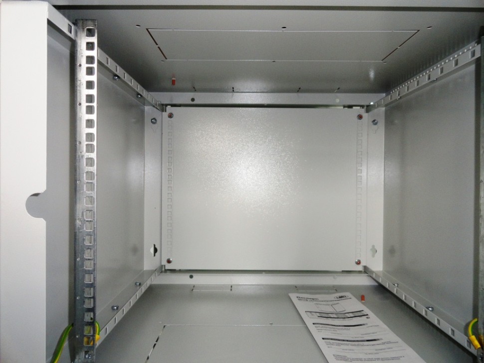 ЦМО Стенка задняя к шкафу ШРН, ШРН-Э и ШРН-М 9U в комплекте с крепежом, цвет черный (А-ШРН-9-9005)