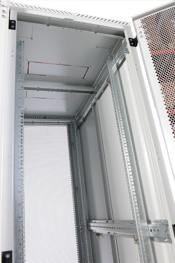 ЦМО Шкаф серверный напольный 42U (800х1000) дверь перфорированная 2 шт. (ШТК-С-42.8.10-44АА) (3 коробки)